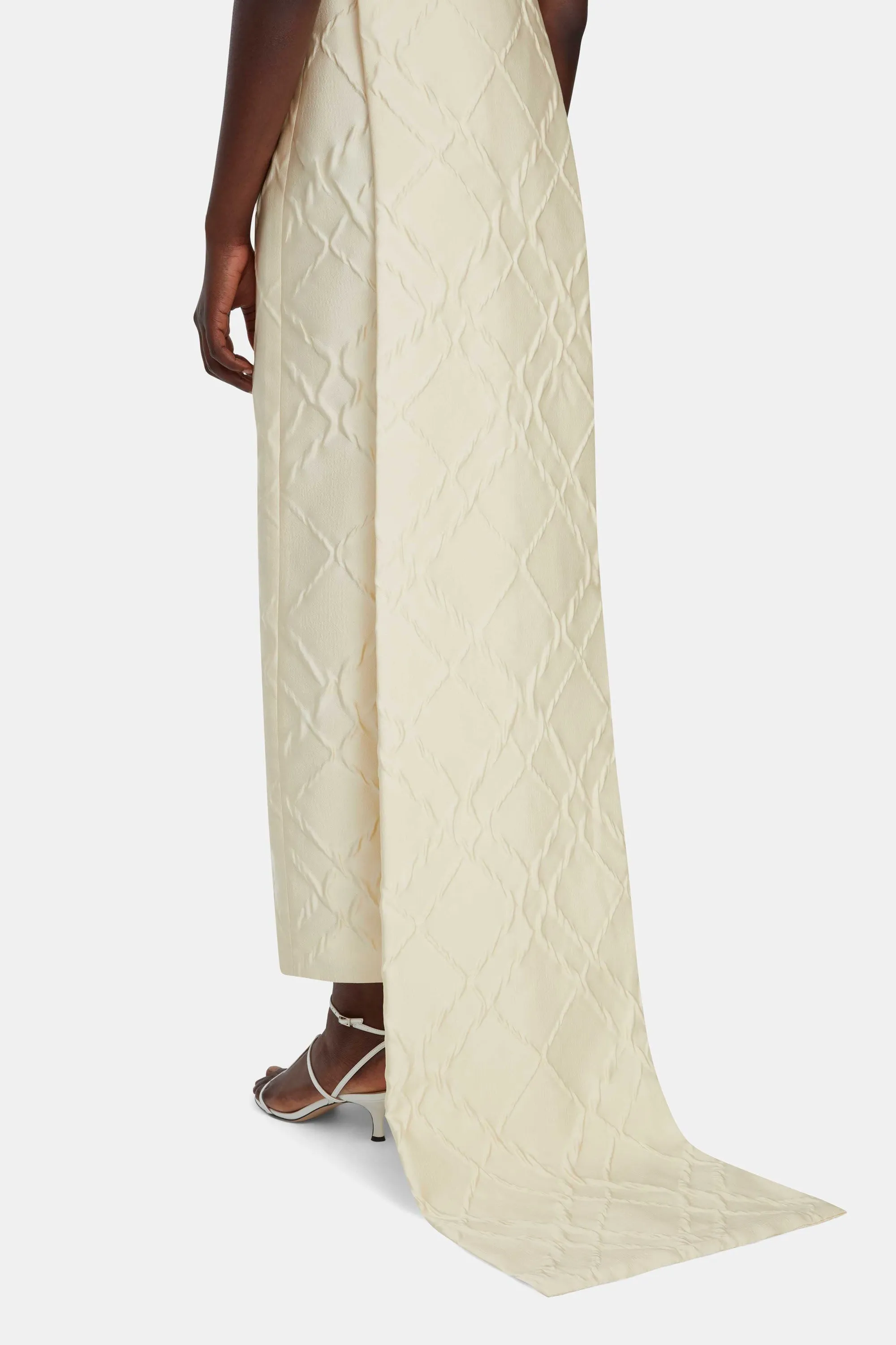 Hattie Strapless Dress In Ivory Geometric Jacquard