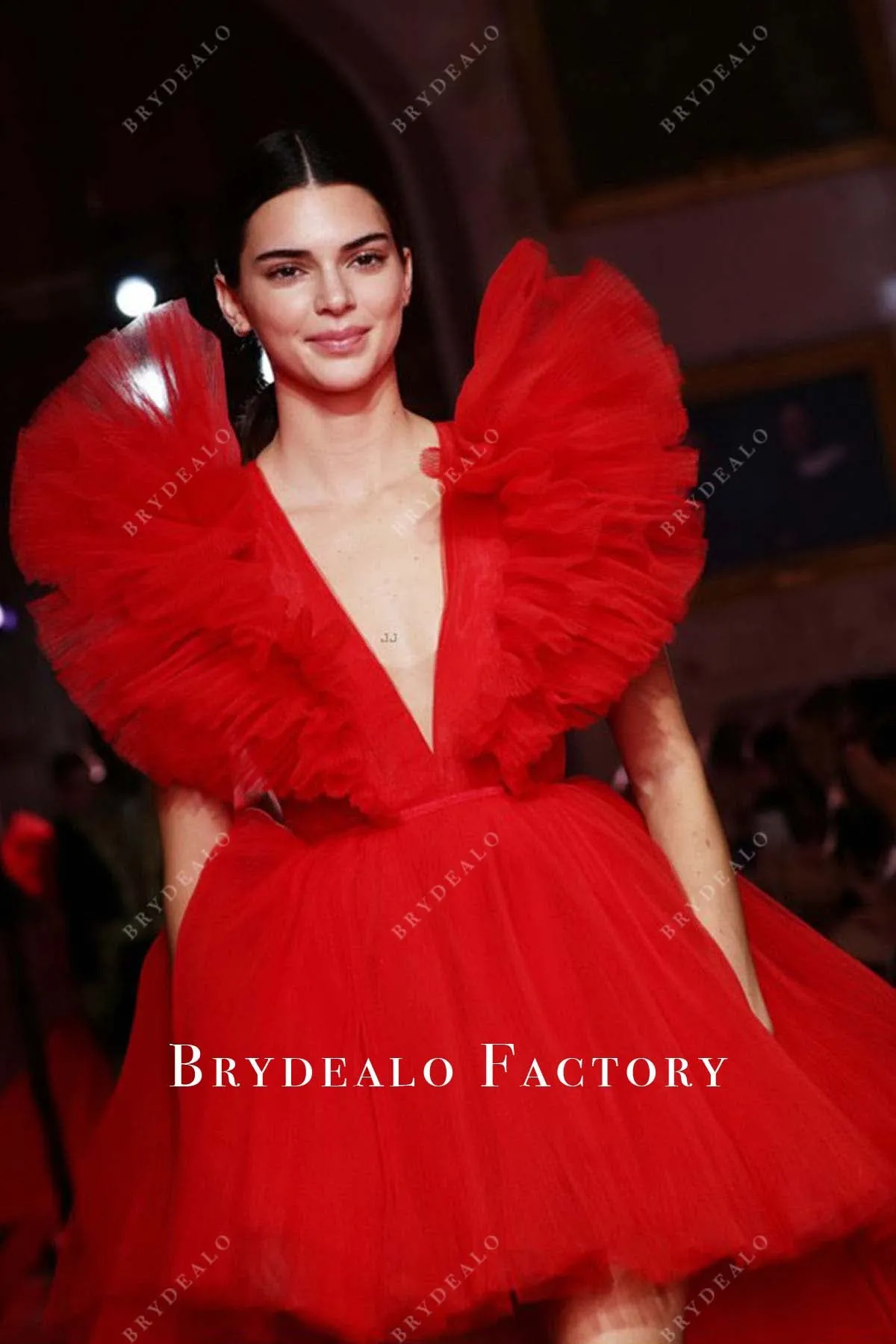 Kendall Jenner Red Tulle High To Low H&M Show 2019 Dress