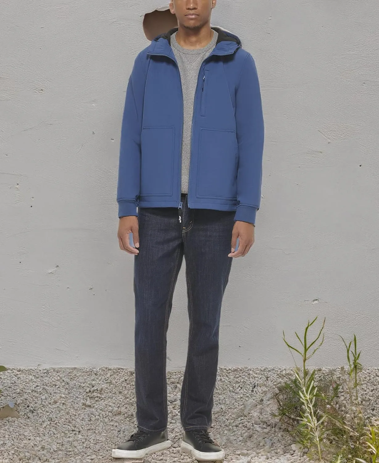 Levi's Men's Water-Resistant Soft Shell Trail Hoodie Jacket