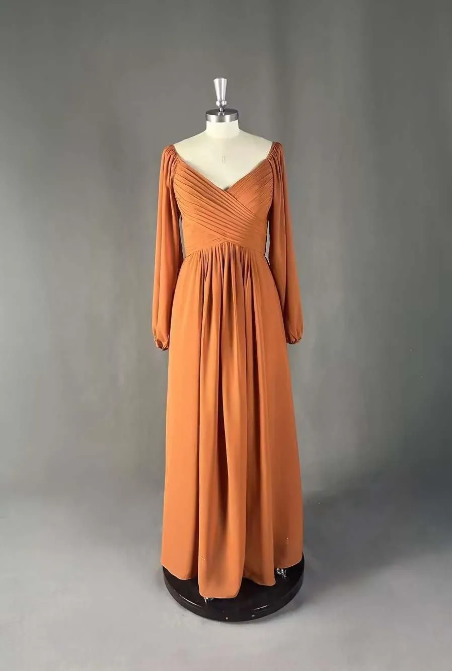 VGZ Long Sleeve Chiffon Bridesmaid Dresses for Women V Neck A Line Ruched Formal Evening Gown with Slit